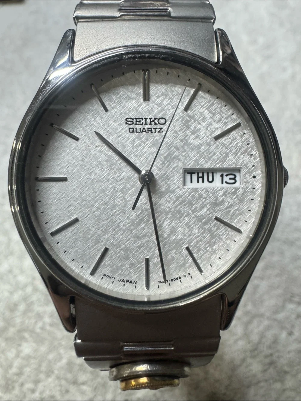 #182 Seiko Quartz Men's Silver Dial Stainless Watch